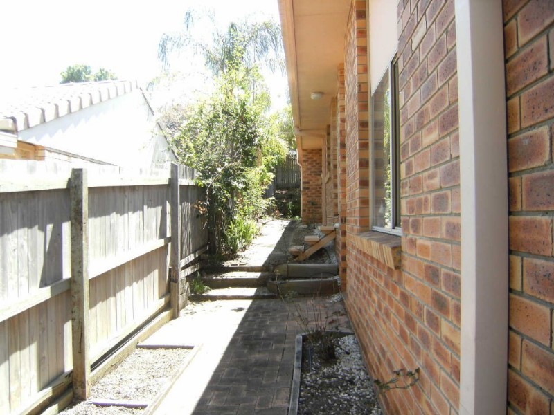 13 Range Court, Arundel QLD 4214