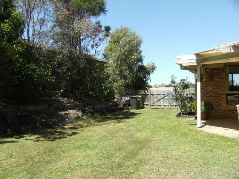 13 Range Court, Arundel QLD 4214