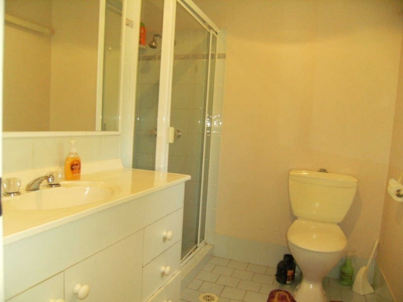 13 Range Court, Arundel QLD 4214