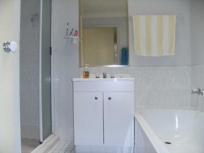 5/145 Central Street, Labrador QLD 4215