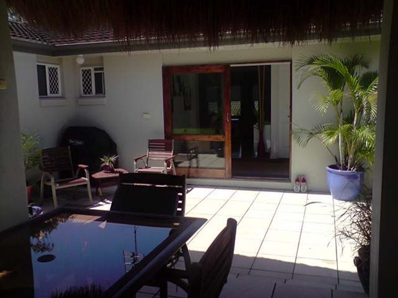 2/14 Thelma Avenue, Biggera Waters QLD 4216