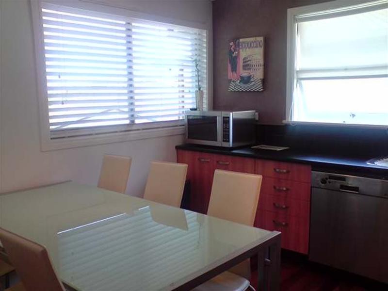 2/14 Thelma Avenue, Biggera Waters QLD 4216