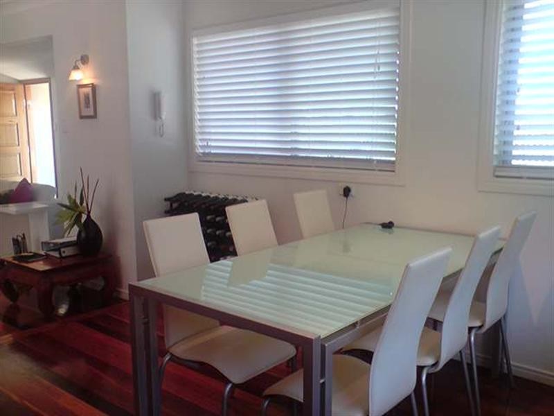 2/14 Thelma Avenue, Biggera Waters QLD 4216