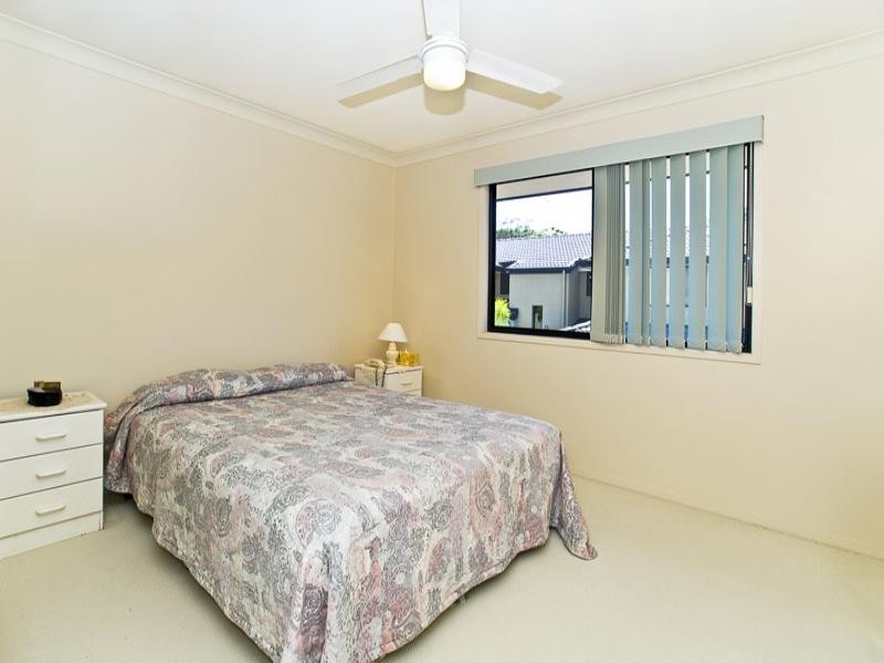 5/86 Imperial Parade, Labrador QLD 4215