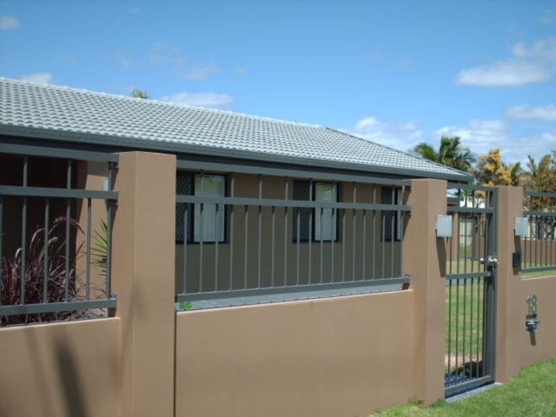 18 Kurrajong Avenue, Hollywell QLD 4216