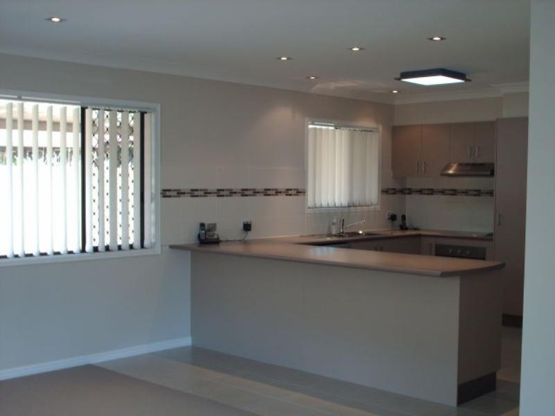 18 Kurrajong Avenue, Hollywell QLD 4216