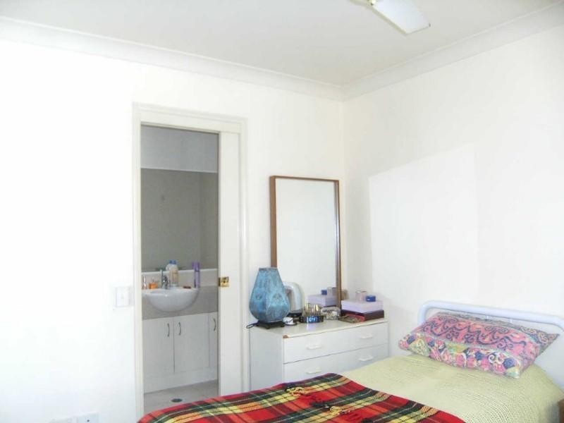 21/20 Brown Street, Labrador QLD 4215