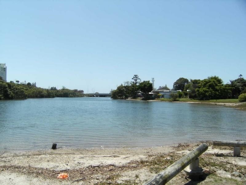 1/10 Tuesley Easement, Southport QLD 4215