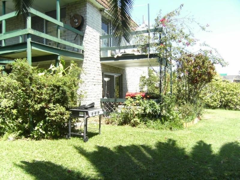 1/10 Tuesley Easement, Southport QLD 4215