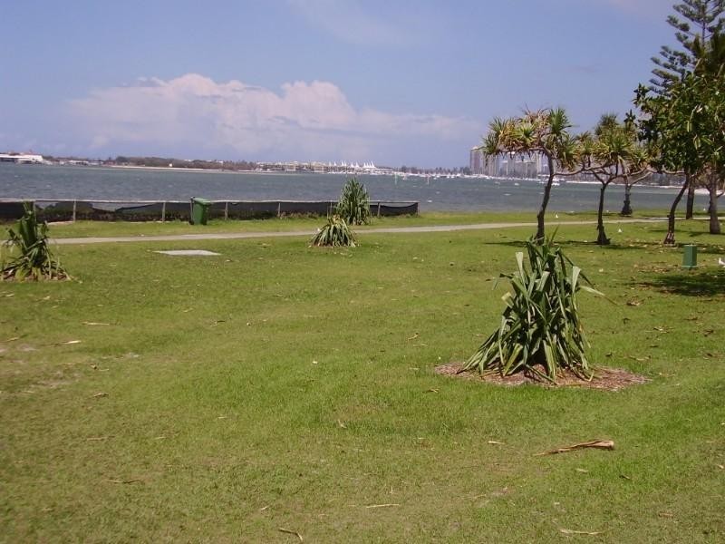 19A/220 Marine Parade, Labrador QLD 4215