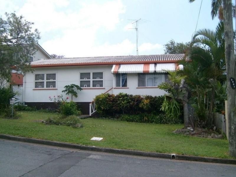 5 Locke Street, Southport QLD 4215