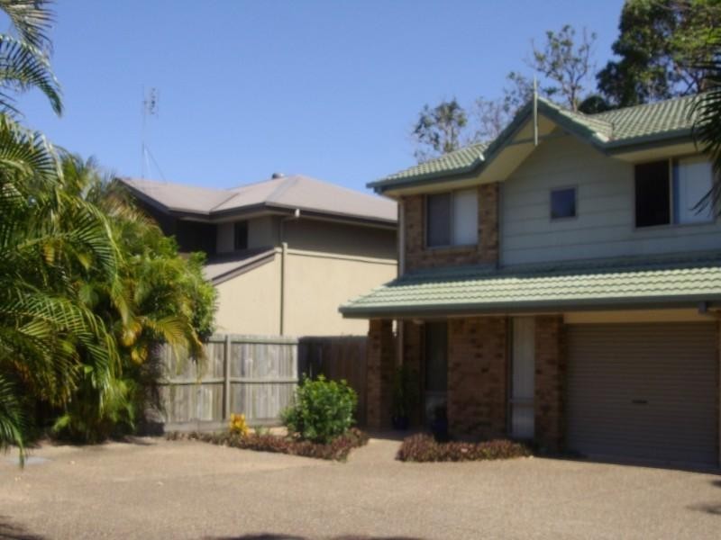 4/12 Gordon Street, Labrador QLD 4215