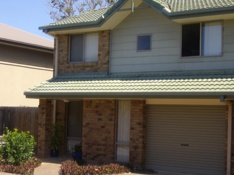 4/12 Gordon Street, Labrador QLD 4215