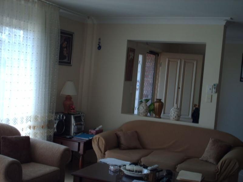 2/157 Whiting Street, Labrador QLD 4215