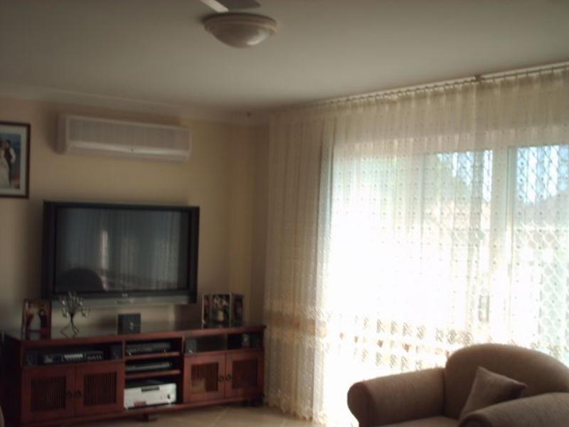 2/157 Whiting Street, Labrador QLD 4215