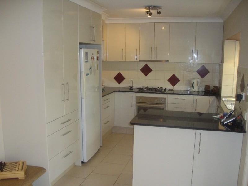 49 Poinsettia Avenue, Hollywell QLD 4216