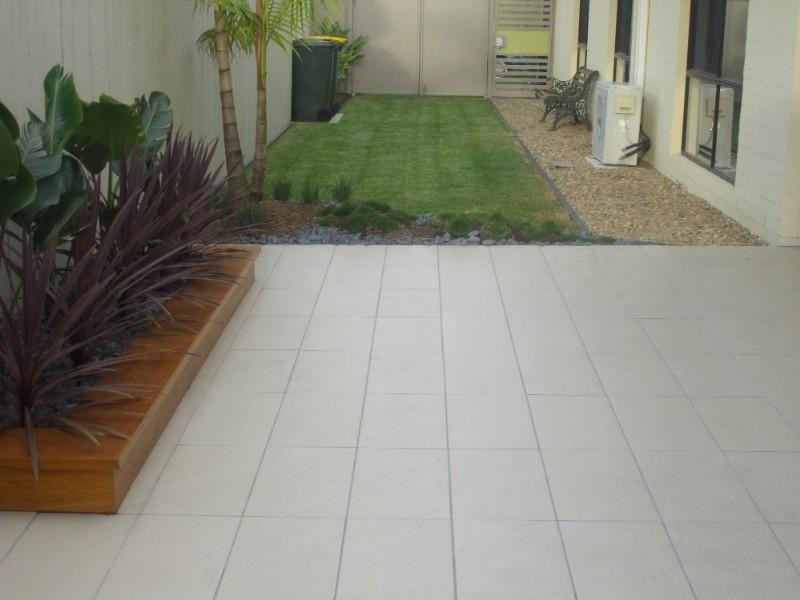 17 Tennant Street, Pacific Pines QLD 4211