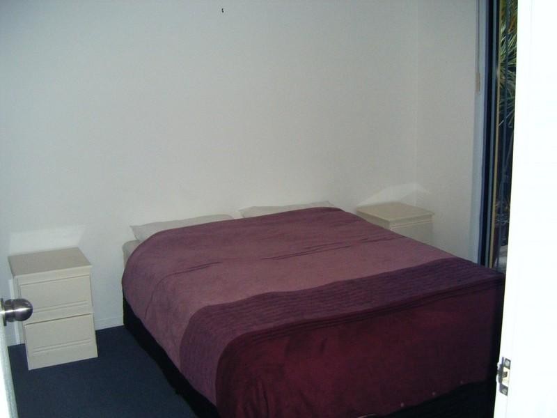 5/10 Bath Street, Labrador QLD 4215