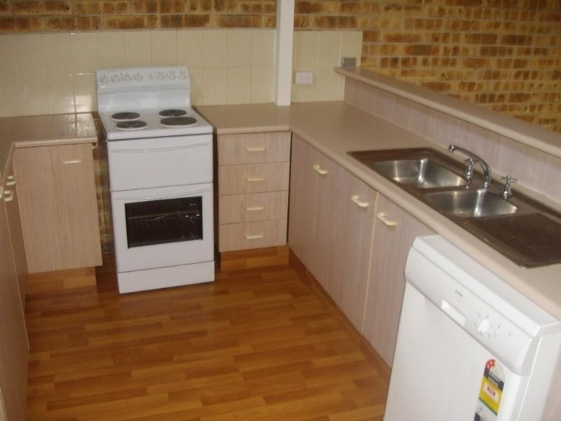 7/71 Olsen Avenue, Labrador QLD 4215