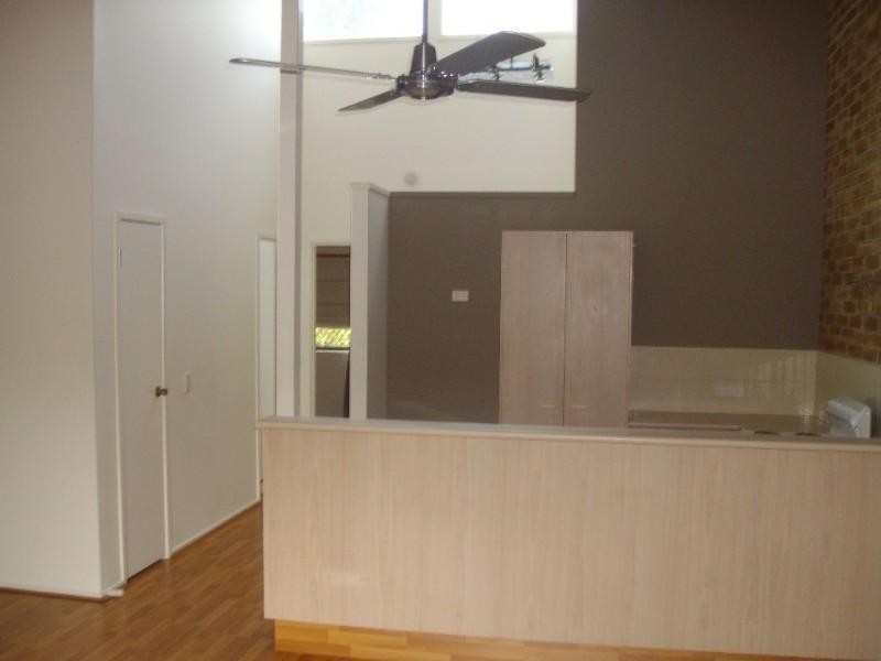 7/71 Olsen Avenue, Labrador QLD 4215