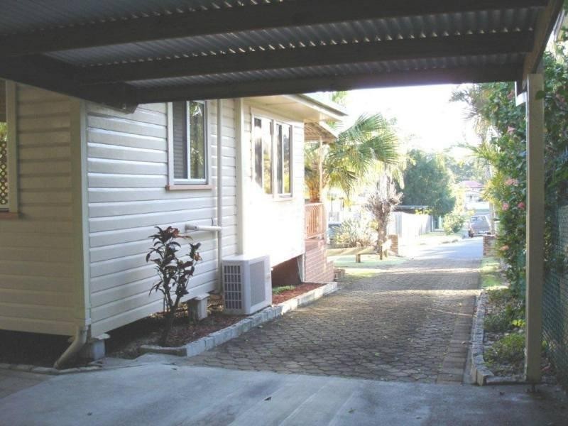 12 Saltash Street, Labrador QLD 4215