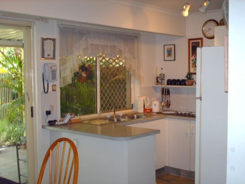 2/7 Orkney Place, Labrador QLD 4215