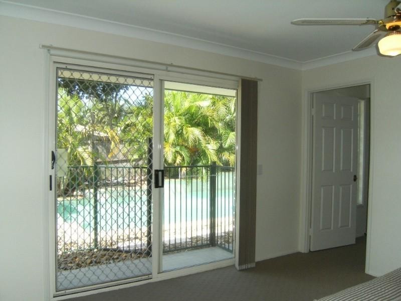 91 Allied Drive, Arundel QLD 4214