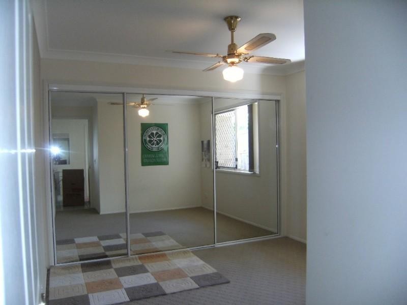 91 Allied Drive, Arundel QLD 4214