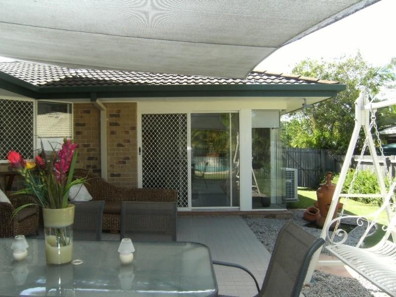 91 Allied Drive, Arundel QLD 4214