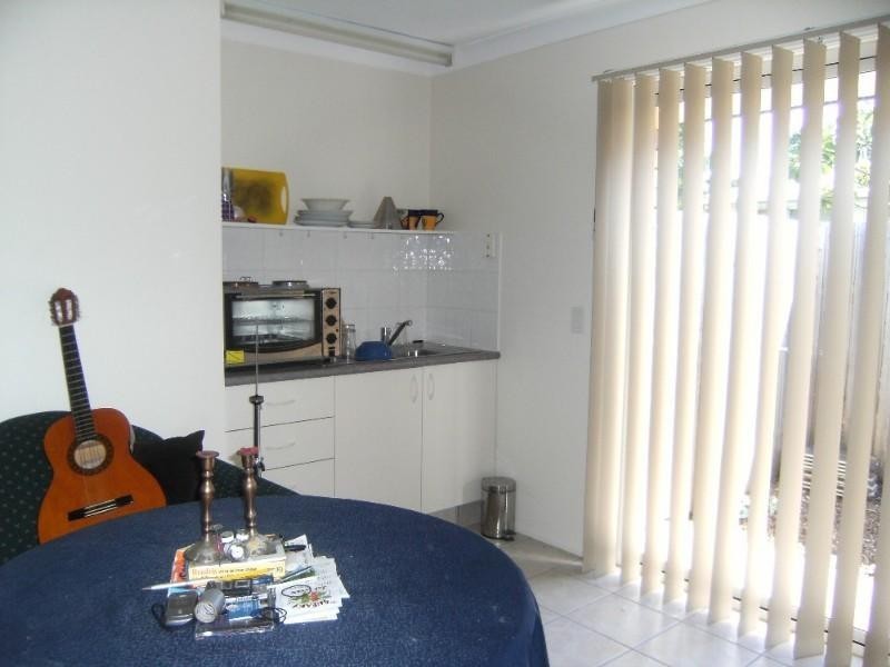 91 Allied Drive, Arundel QLD 4214