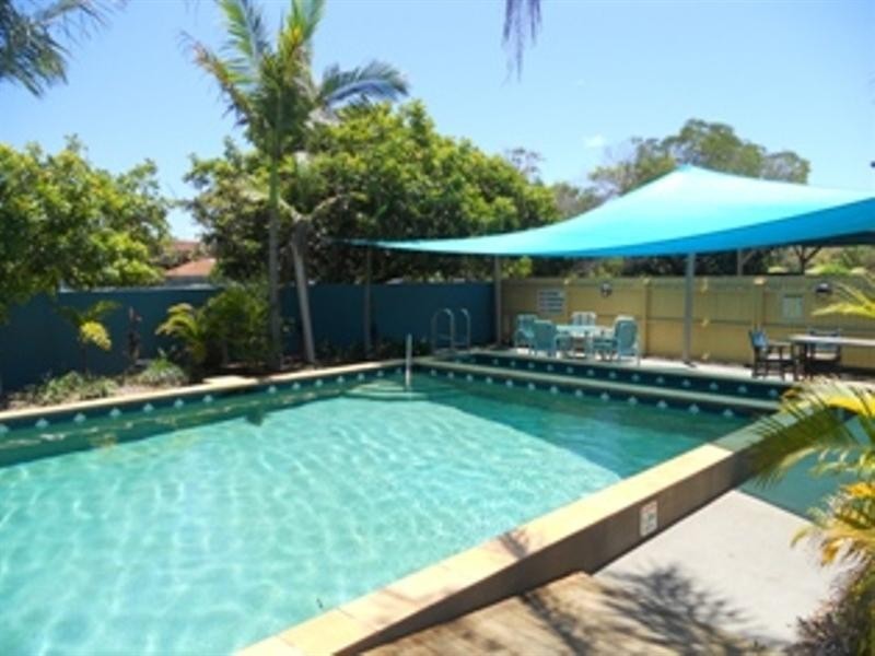 6/125 Frank Street, Labrador QLD 4215