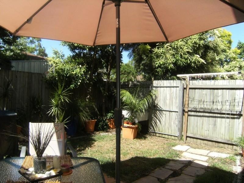 7/2 Pappas Way, Carrara QLD 4211