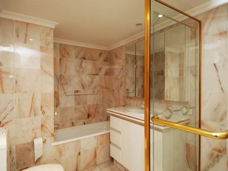 Runaway Bay QLD 4216