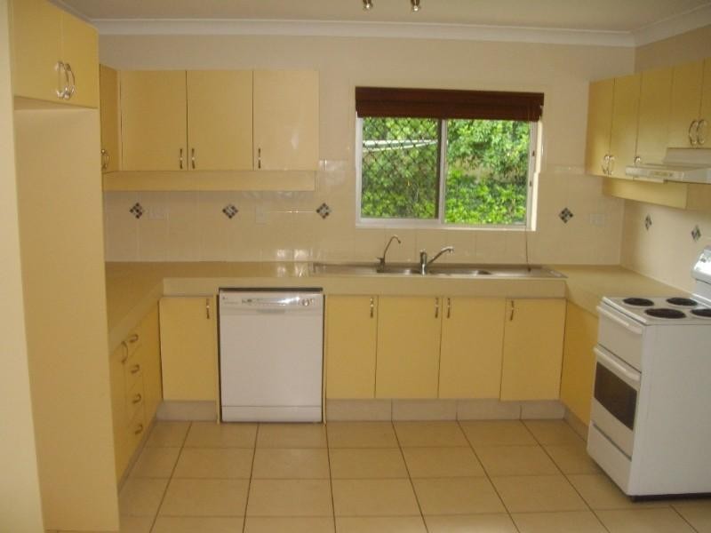 66 Muir Street, Labrador QLD 4215