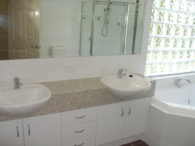 66 Muir Street, Labrador QLD 4215