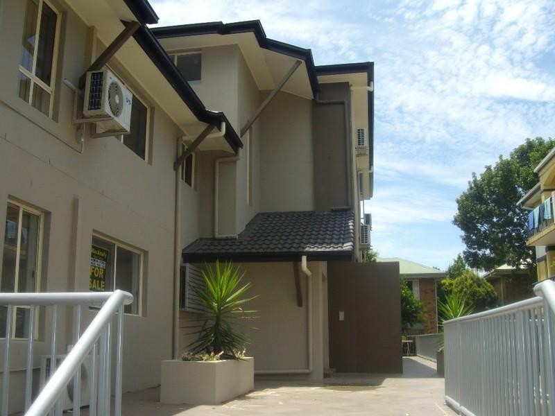 5/131 Muir Street, Labrador QLD 4215