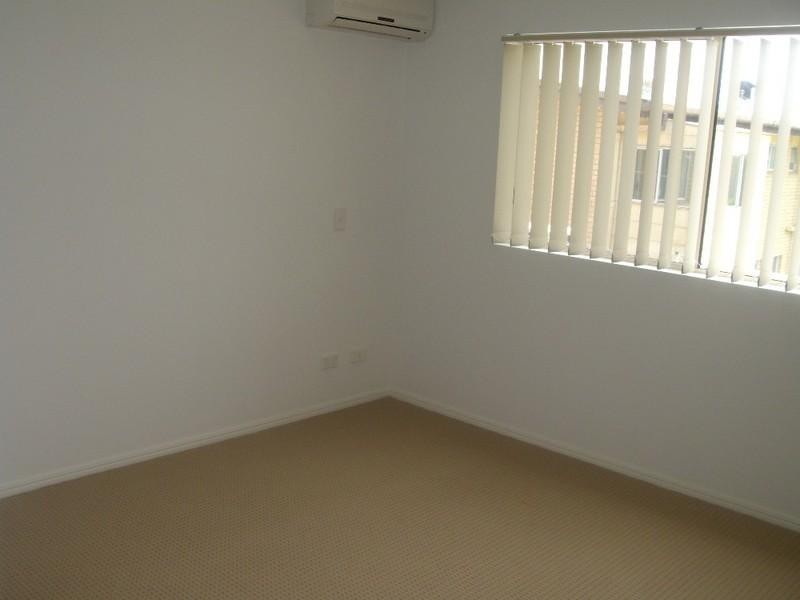 5/131 Muir Street, Labrador QLD 4215