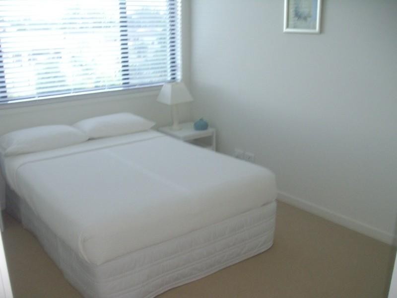 4 Red Baron Lane, Upper Coomera QLD 4209