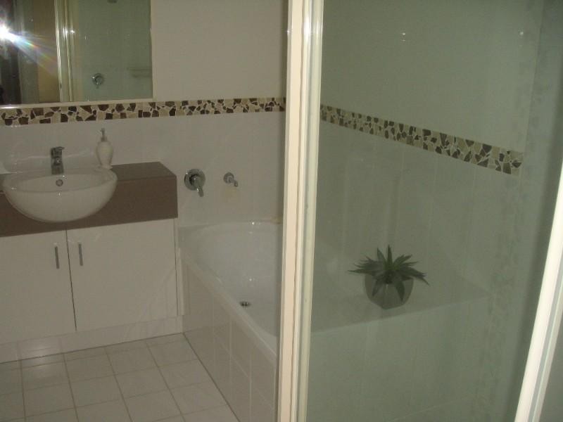 4 Red Baron Lane, Upper Coomera QLD 4209