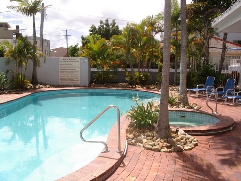 4/12 Whiting Street, Labrador QLD 4215