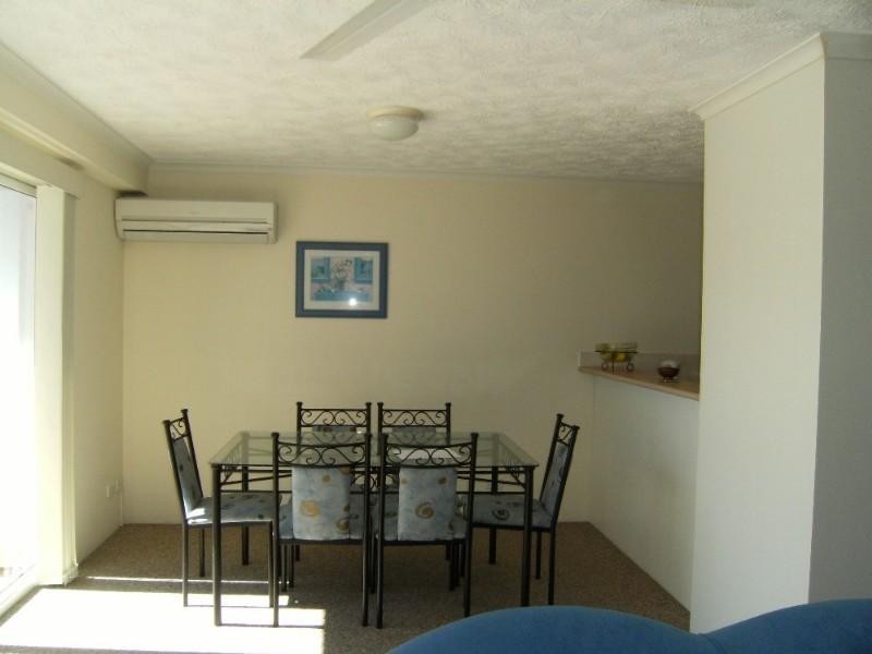 4/12 Whiting Street, Labrador QLD 4215