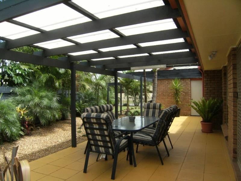3 Fadden Close, Arundel QLD 4214
