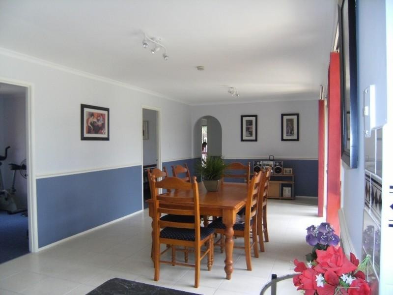 3 Fadden Close, Arundel QLD 4214