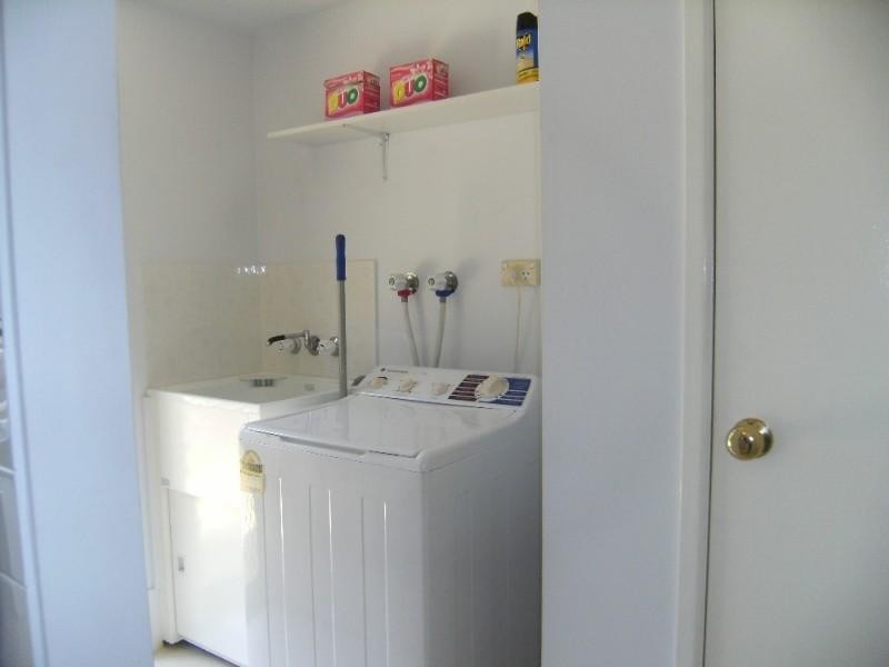 3 Fadden Close, Arundel QLD 4214