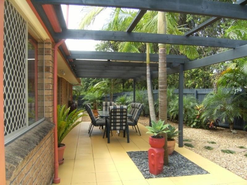 3 Fadden Close, Arundel QLD 4214