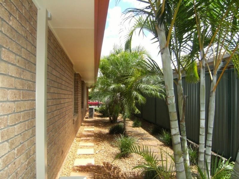 3 Fadden Close, Arundel QLD 4214