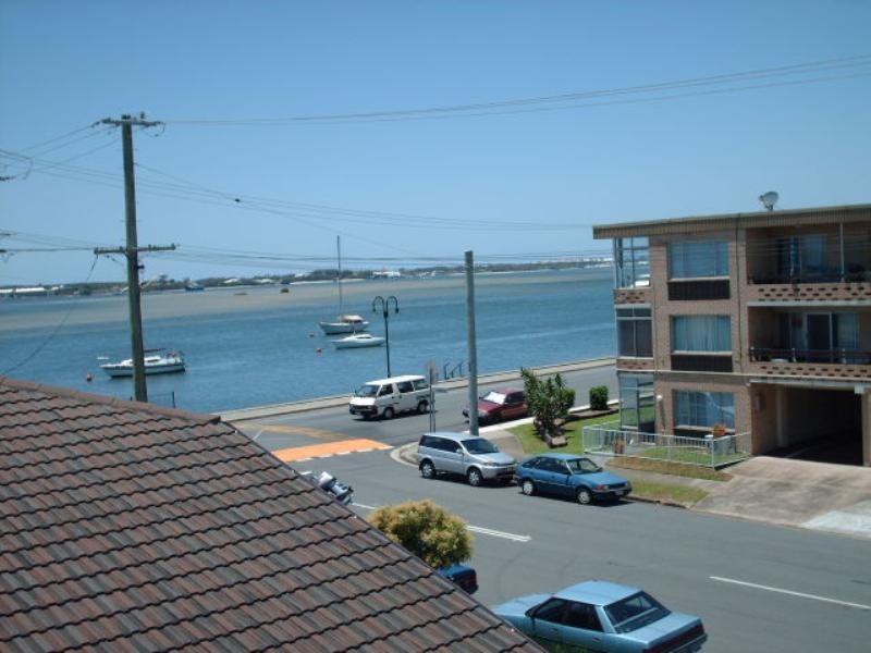 8/294 Marine Parade, Labrador QLD 4215