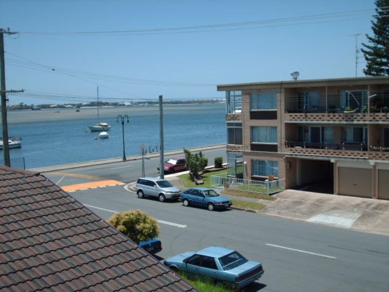 8/294 Marine Parade, Labrador QLD 4215