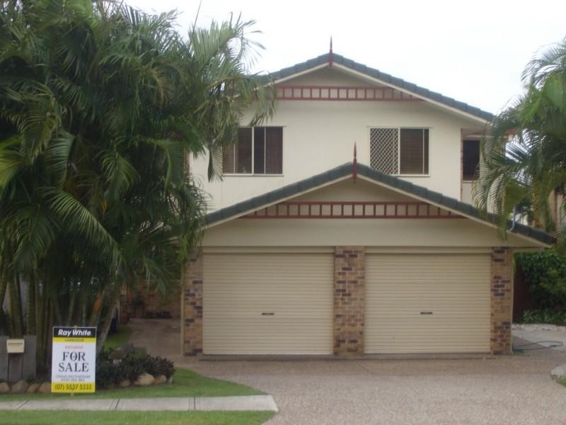 1/23 Deakin Avenue, Southport QLD 4215