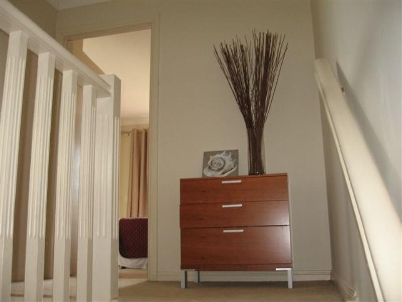 1/23 Deakin Avenue, Southport QLD 4215